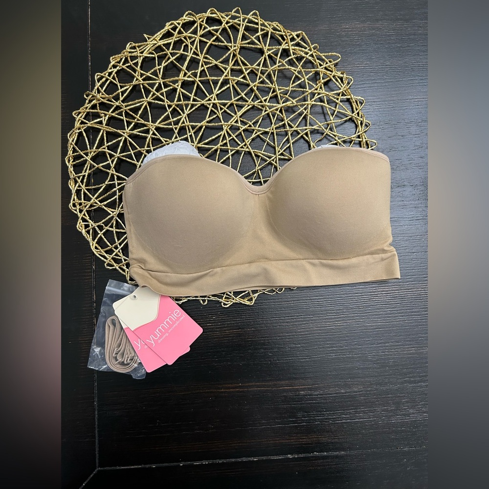 Yummie Peyton Contour Strapless Convertible Bra - Picture 7 of 10